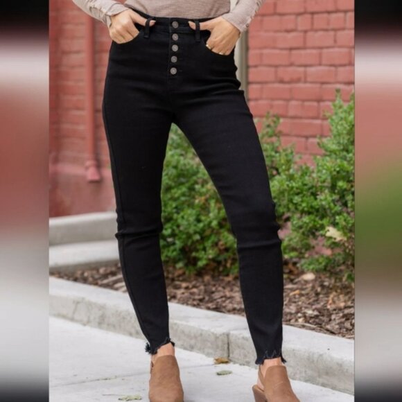 KanCan East Hartford High Rise Button Fly Black Skinny Jeans Size 11/29 - Picture 1 of 9